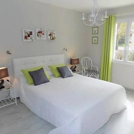 Maison Saint-palais-sur-mer, 4 Pièces, 6 Personnes - Fr-1-305a-25 Hébergement de vacances *